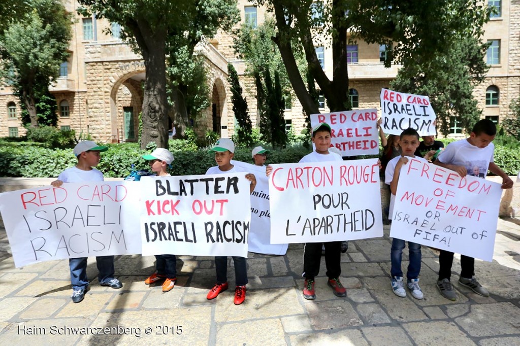 “Show Israel the Red Card“, Vigil in Jerusalem 19/05/2015 | IMG_8007