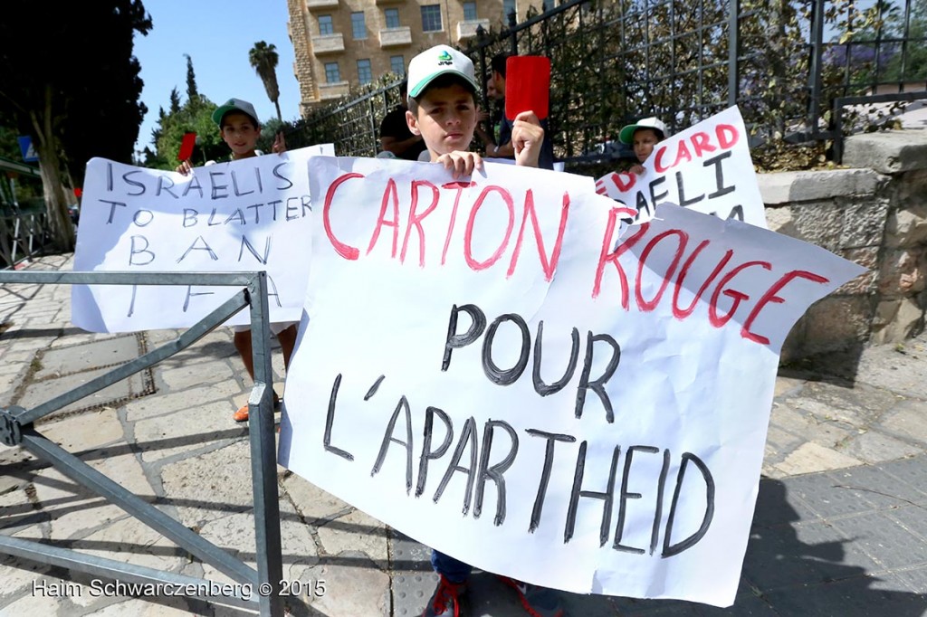 “Show Israel the Red Card“, Vigil in Jerusalem 19/05/2015 | IMG_8137