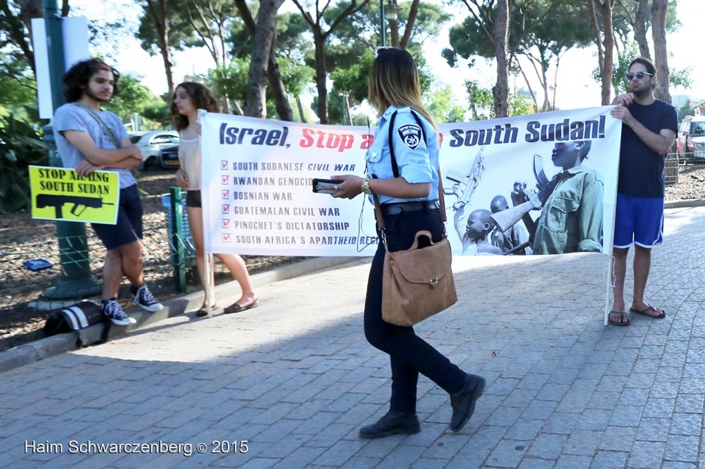 Protesting the Israeli weapons industry 02/06/2015 | IMG_9534