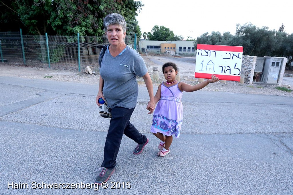 Social housing activists paying a visit with the minister of housing 29/09/2015 | IMG_5932